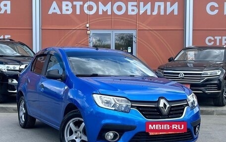 Renault Logan II, 2018 год, 1 060 000 рублей, 3 фотография