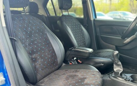 Renault Logan II, 2018 год, 1 060 000 рублей, 20 фотография