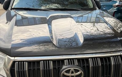 Toyota Land Cruiser Prado 150 рестайлинг 2, 2019 год, 4 000 000 рублей, 1 фотография