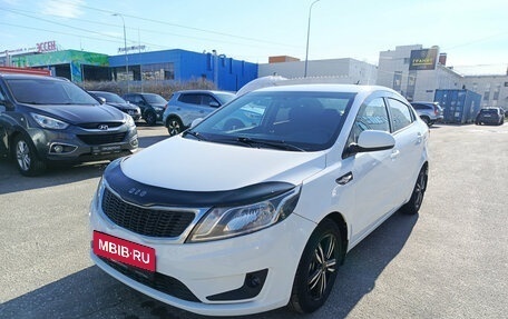 KIA Rio III рестайлинг, 2013 год, 815 000 рублей, 1 фотография