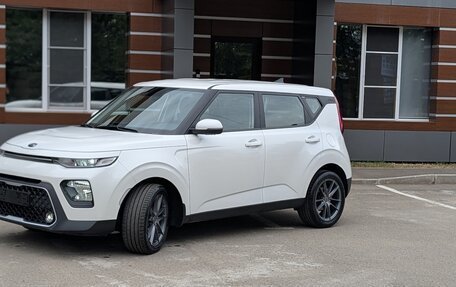 KIA Soul III, 2019 год, 1 860 000 рублей, 2 фотография