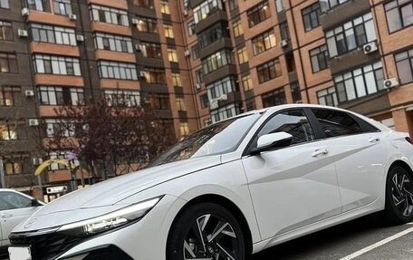 Hyundai Elantra, 2021 год, 1 590 000 рублей, 2 фотография
