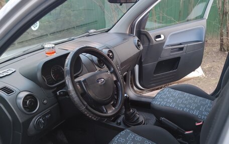Ford Fusion I, 2004 год, 345 000 рублей, 10 фотография