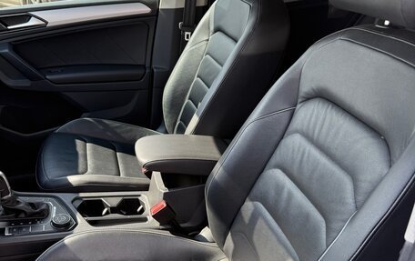 Volkswagen Tiguan II, 2018 год, 2 950 000 рублей, 8 фотография