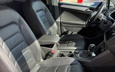 Volkswagen Tiguan II, 2018 год, 2 950 000 рублей, 10 фотография