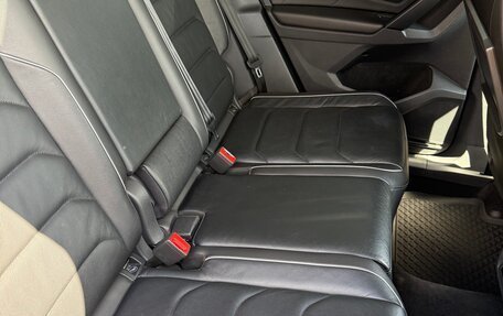 Volkswagen Tiguan II, 2018 год, 2 950 000 рублей, 12 фотография