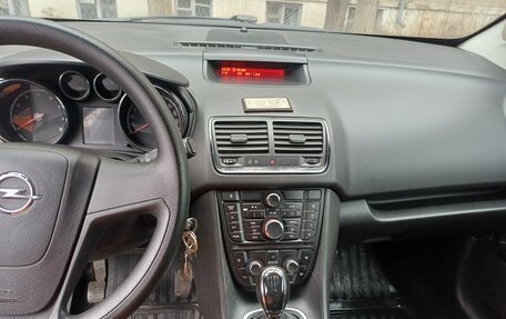 Opel Meriva, 2013 год, 650 000 рублей, 10 фотография