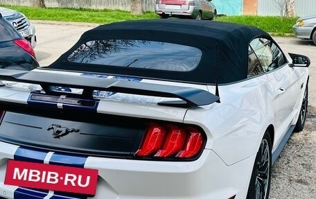 Ford Mustang VI рестайлинг, 2019 год, 1 850 000 рублей, 2 фотография