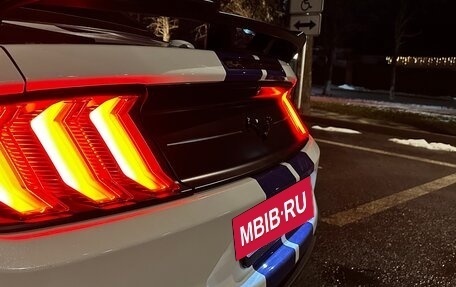 Ford Mustang VI рестайлинг, 2019 год, 1 850 000 рублей, 7 фотография