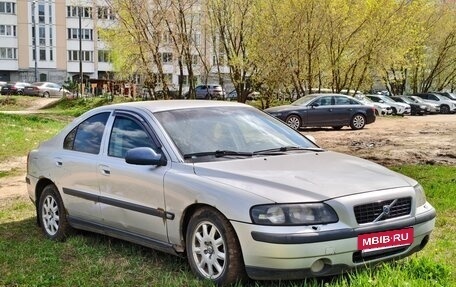 Volvo S60 III, 2002 год, 270 000 рублей, 4 фотография