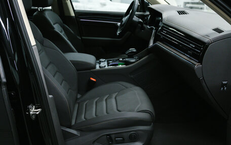 Volkswagen Touareg III, 2025 год, 8 400 000 рублей, 21 фотография