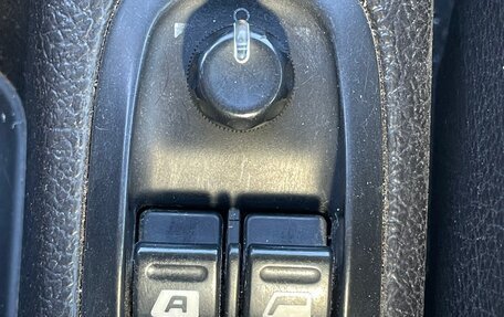Peugeot 206, 2000 год, 215 000 рублей, 12 фотография