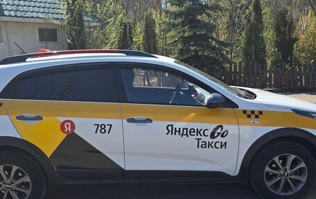 KIA Rio IV, 2021 год, 1 300 000 рублей, 3 фотография