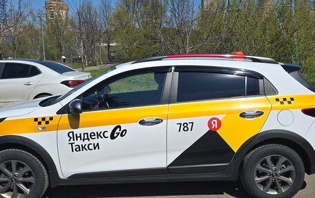 KIA Rio IV, 2021 год, 1 300 000 рублей, 2 фотография
