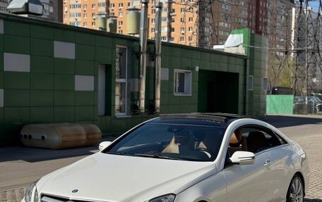 Mercedes-Benz E-Класс, 2009 год, 1 550 000 рублей, 23 фотография