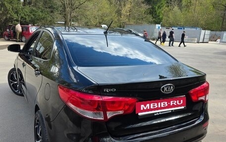 KIA Rio III рестайлинг, 2015 год, 990 000 рублей, 16 фотография