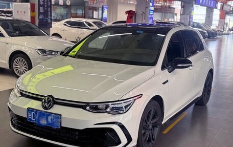 Volkswagen Golf VIII, 2022 год, 1 874 000 рублей, 3 фотография