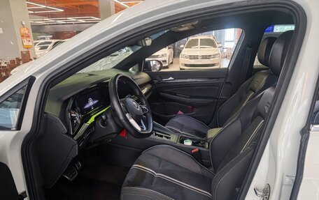 Volkswagen Golf VIII, 2022 год, 1 874 000 рублей, 7 фотография