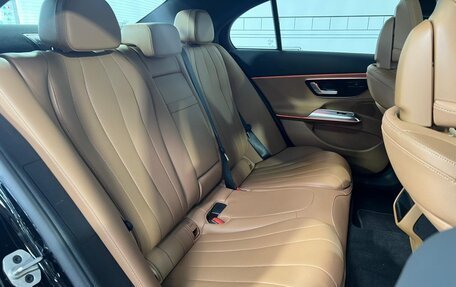 Mercedes-Benz E-Класс, 2025 год, 7 880 000 рублей, 27 фотография