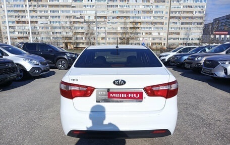 KIA Rio III рестайлинг, 2013 год, 815 000 рублей, 6 фотография