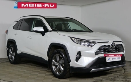 Toyota RAV4, 2020 год, 3 499 990 рублей, 3 фотография