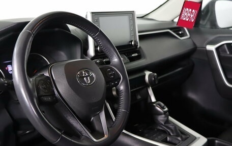 Toyota RAV4, 2020 год, 3 499 990 рублей, 9 фотография