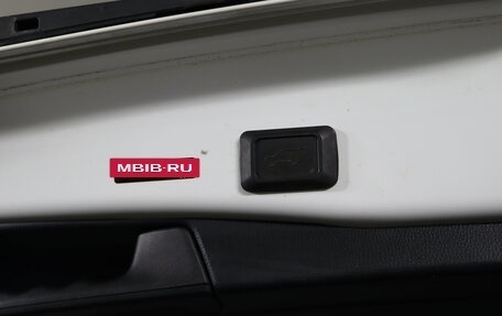 Toyota RAV4, 2020 год, 3 499 990 рублей, 26 фотография