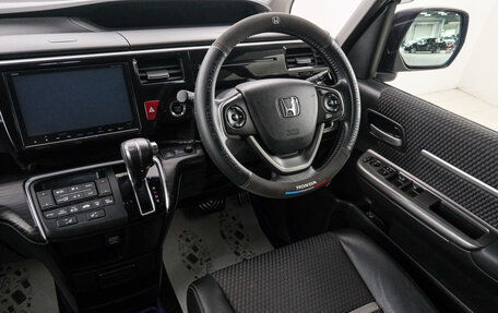 Honda Stepwgn IV, 2017 год, 2 149 000 рублей, 10 фотография