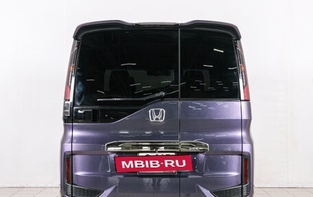 Honda Stepwgn IV, 2017 год, 2 149 000 рублей, 6 фотография