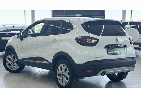 Renault Kaptur I рестайлинг, 2016 год, 1 349 000 рублей, 5 фотография