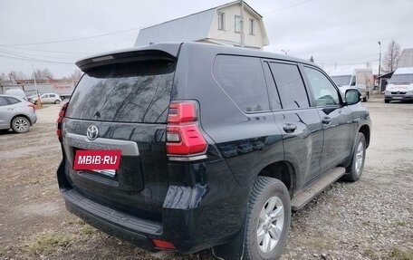Toyota Land Cruiser Prado 150 рестайлинг 2, 2017 год, 4 600 000 рублей, 3 фотография