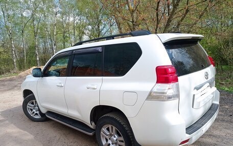 Toyota Land Cruiser Prado 150 рестайлинг 2, 2013 год, 2 800 000 рублей, 6 фотография