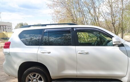 Toyota Land Cruiser Prado 150 рестайлинг 2, 2013 год, 2 800 000 рублей, 9 фотография