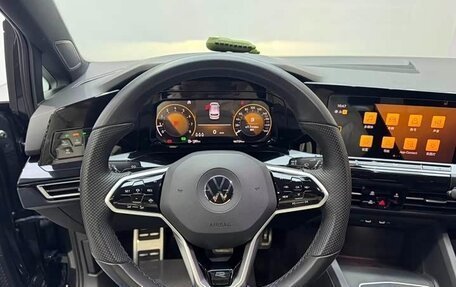Volkswagen Golf VIII, 2022 год, 2 070 000 рублей, 9 фотография