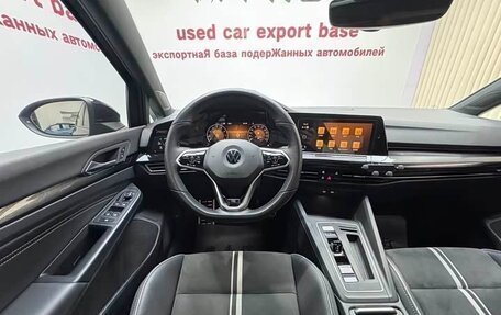 Volkswagen Golf VIII, 2022 год, 2 070 000 рублей, 8 фотография