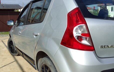 Renault Sandero I, 2013 год, 650 000 рублей, 20 фотография