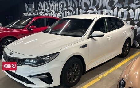 KIA Optima IV, 2019 год, 2 500 000 рублей, 6 фотография