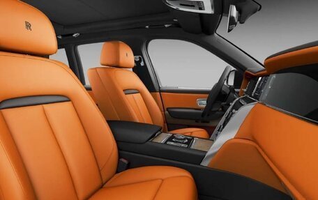 Rolls-Royce Cullinan, 2026 год, 58 000 000 рублей, 2 фотография