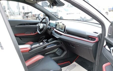 Geely Coolray I, 2024 год, 2 300 000 рублей, 10 фотография