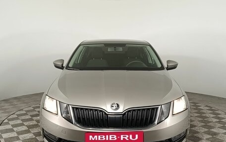 Skoda Octavia, 2019 год, 1 890 000 рублей, 2 фотография