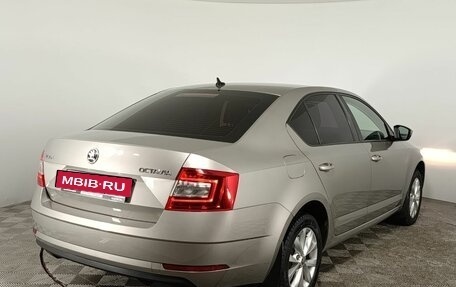 Skoda Octavia, 2019 год, 1 890 000 рублей, 7 фотография