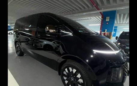 Hyundai Staria, 2025 год, 8 990 000 рублей, 4 фотография