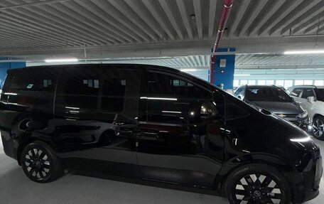 Hyundai Staria, 2025 год, 8 990 000 рублей, 5 фотография