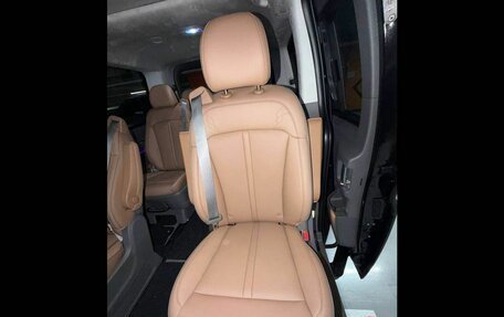 Hyundai Staria, 2025 год, 8 990 000 рублей, 10 фотография