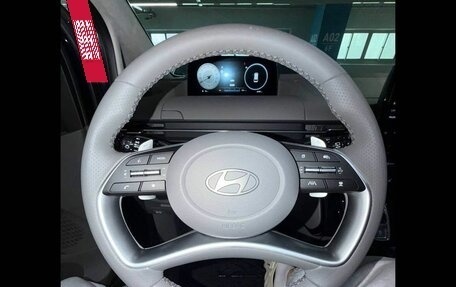 Hyundai Staria, 2025 год, 8 990 000 рублей, 16 фотография