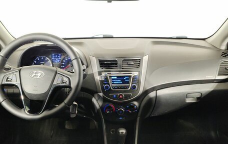 Hyundai Solaris II рестайлинг, 2016 год, 850 000 рублей, 10 фотография