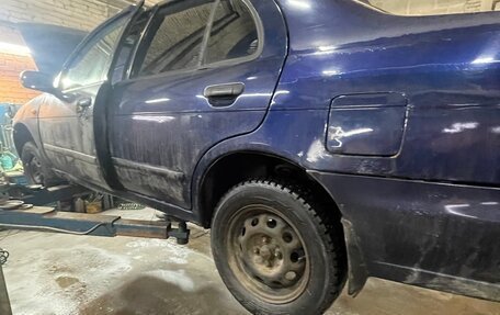 Nissan Almera, 1998 год, 120 000 рублей, 5 фотография