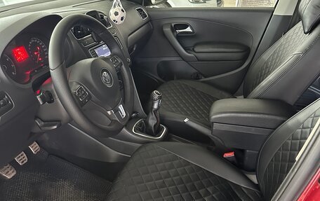 Volkswagen Polo VI (EU Market), 2011 год, 800 000 рублей, 14 фотография