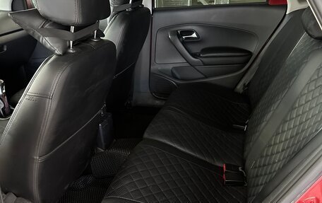 Volkswagen Polo VI (EU Market), 2011 год, 800 000 рублей, 12 фотография