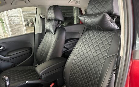 Volkswagen Polo VI (EU Market), 2011 год, 800 000 рублей, 15 фотография